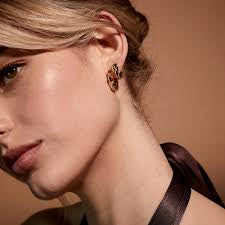 Rebecca Sleepers|Gold