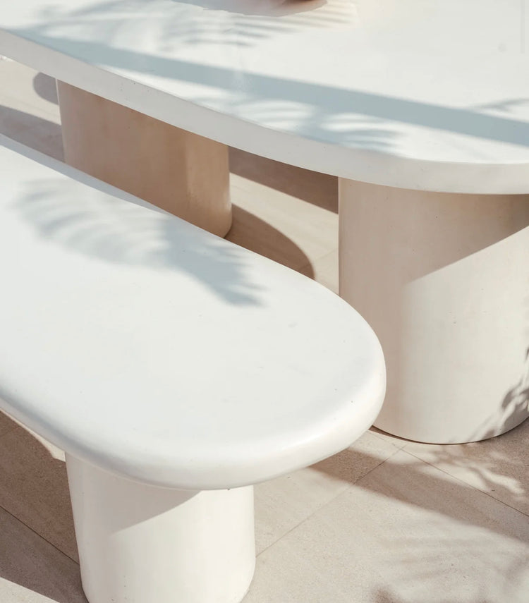 The Milos Dinning Table