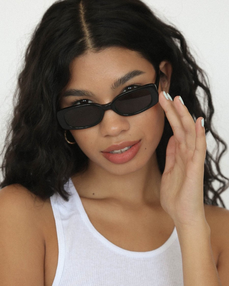 SOLENE Black | Lu Goldie