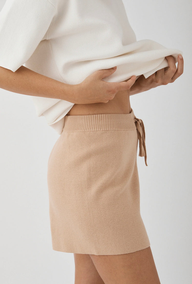 Harriet Short | Honey