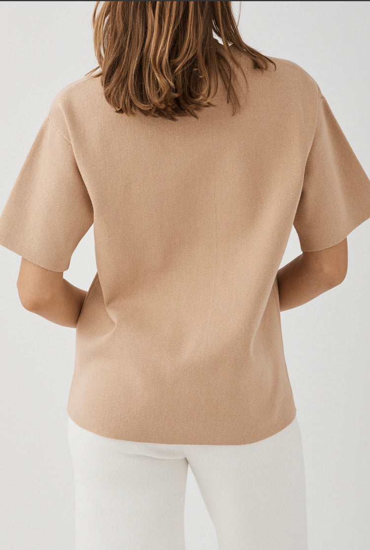 Harper T-shirt | Honey