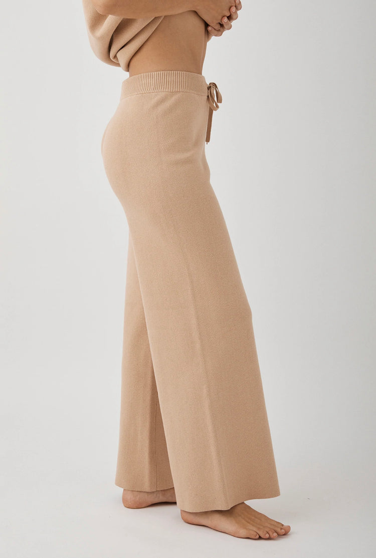 Harriet Pant | Honey