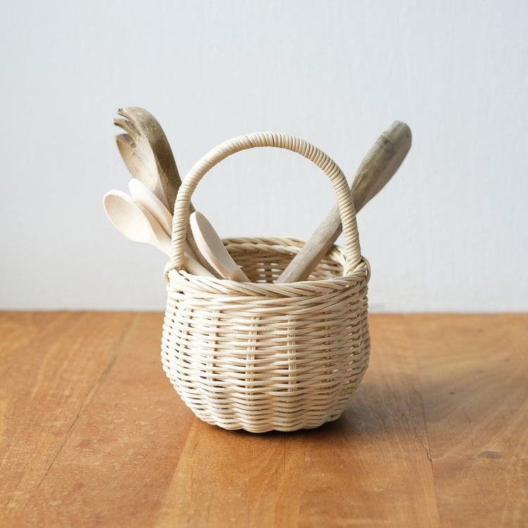 Rattan Berry Basket | Straw