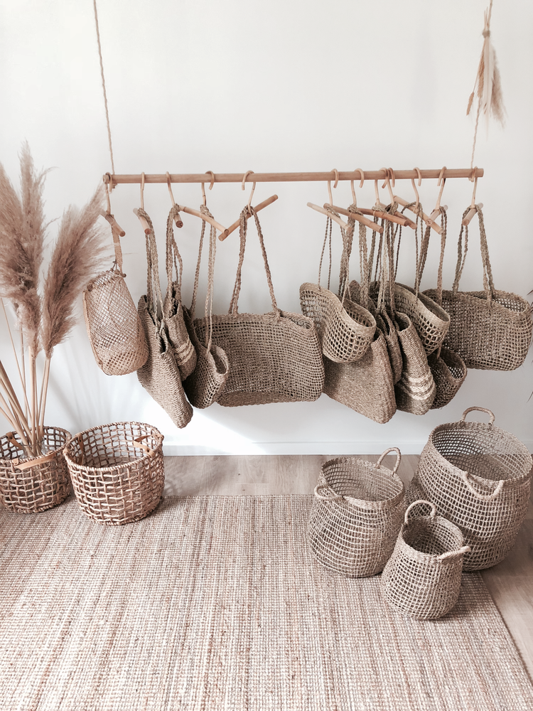 Market Baskets, Bags & Clutches