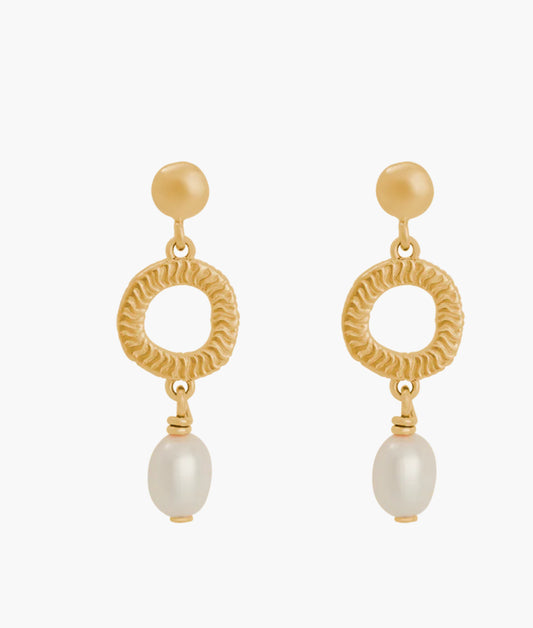 Isole Pearl Earrings | 18K Gold Plated