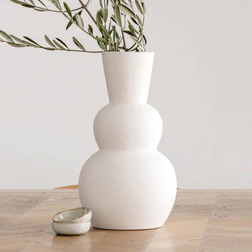 Lola Vase | Cream