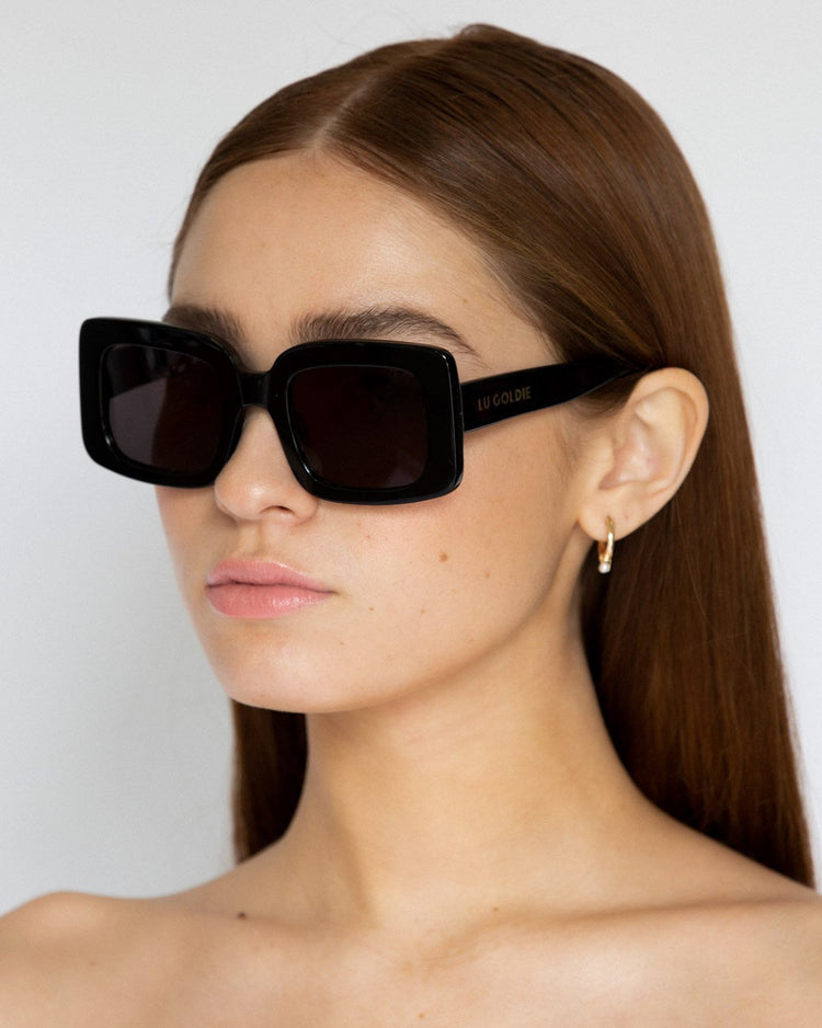 MIA Black | Lu Goldie