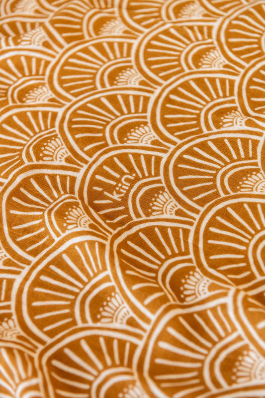 Banksia Organic Swaddle | Caramel