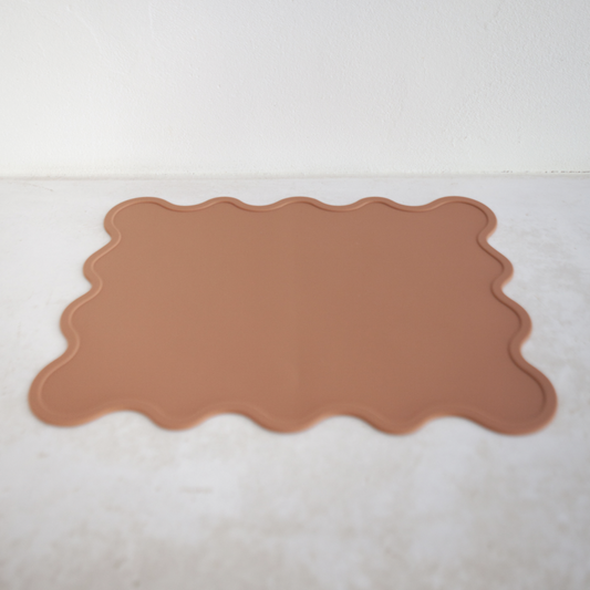 Wiggly Placemat | Cinnamon