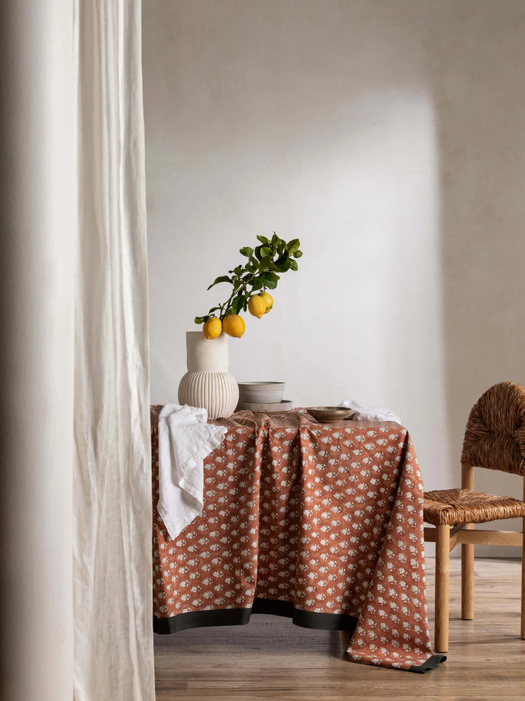 Marcelle Vessel | Chalk